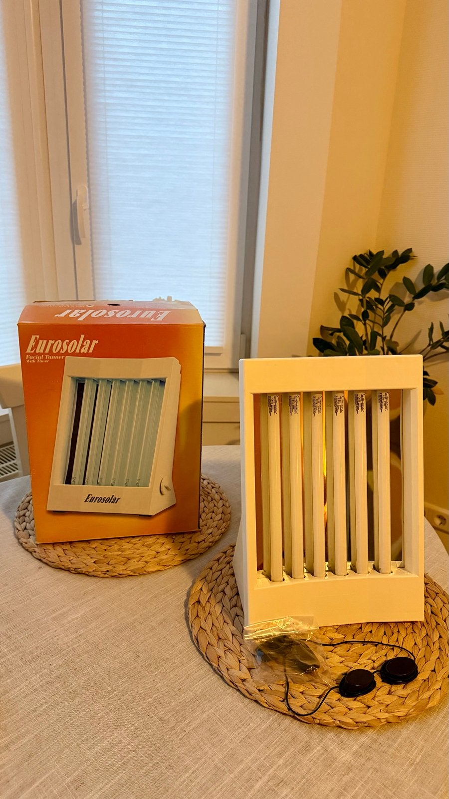 NIEUW Eurosolar Gezichtsbruiner met 6 lampen, Ophalen, Nieuw, Gezichtsbruiner, Minder dan 10 lampen