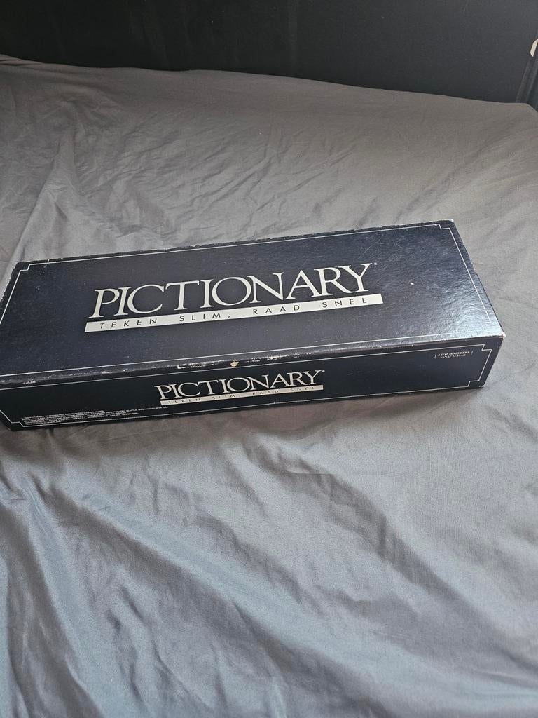 Pictionary Bordspel - Doos licht beschadigd, spel ongebruikt, Ophalen, Zo goed als nieuw, Hasbro