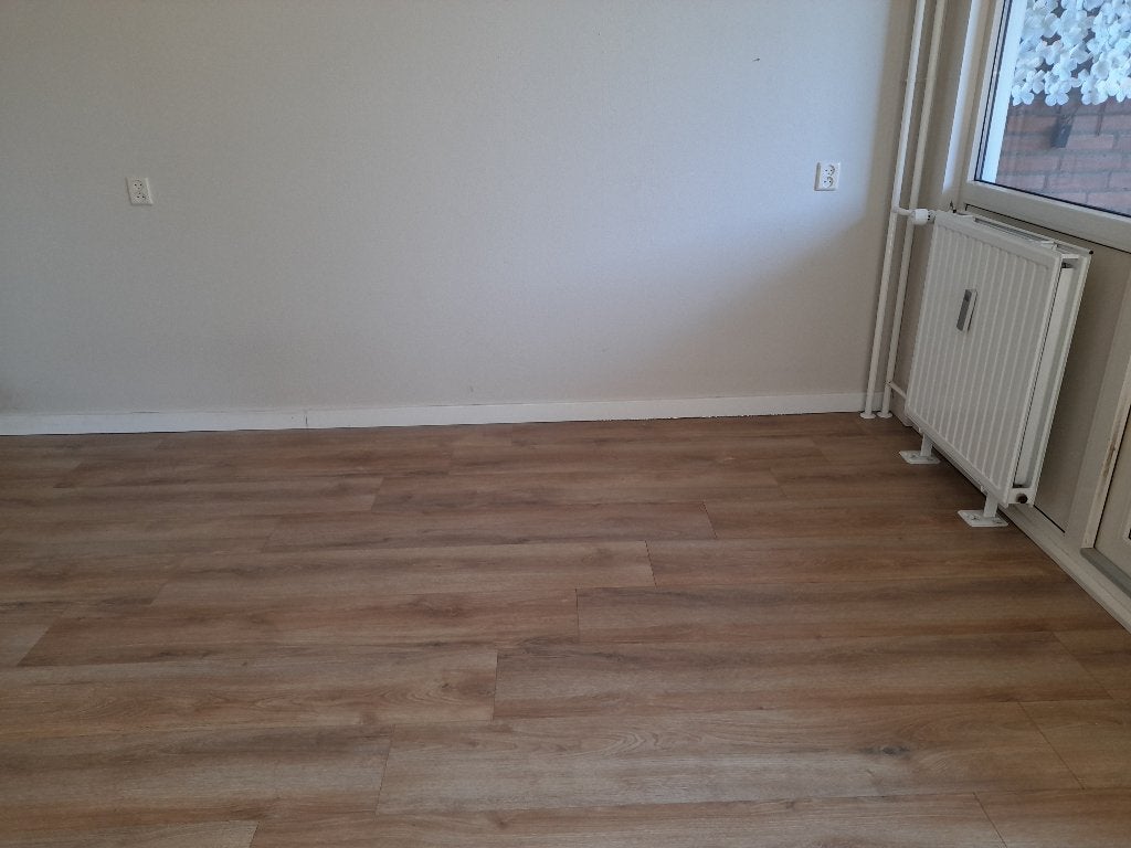 Laminaat 50 m2 - gratis voor 2 kratten bier, Ophalen, 50 tot 150 cm, Zo goed als nieuw, 10 m² of meer