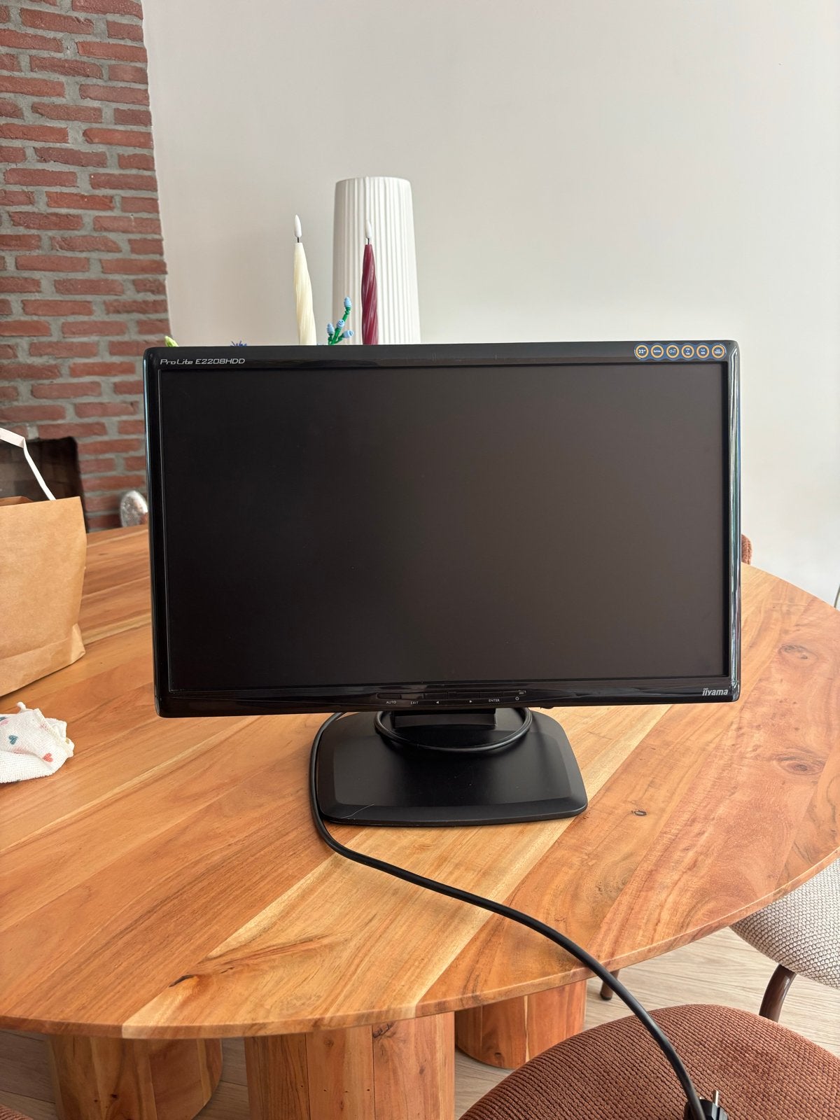 iiyama ProLite E2208HDD 22 inch monitor, Computers en Software, Monitoren, Ophalen, Gebruikt, Kantelbaar, Full HD