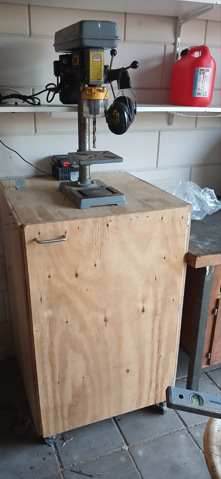 Verrijdbaar kastje met kolomboormachine, Doe-het-zelf en Verbouw, Ophalen of Verzenden