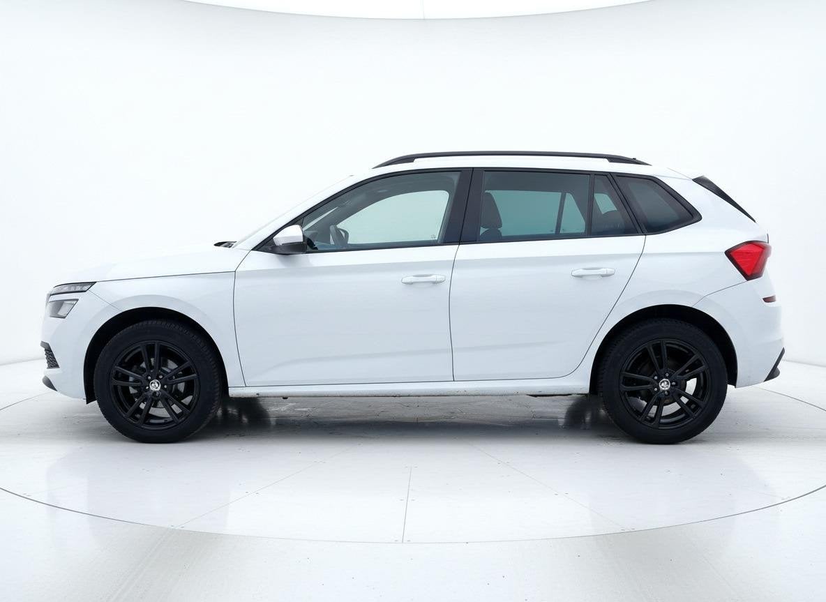 Skoda Kamiq 1.0 TSI Sport Business TREKHAAK CRUISE CLIMA, Gebruikt, Leder en Stof, Wit, Origineel Nederlands