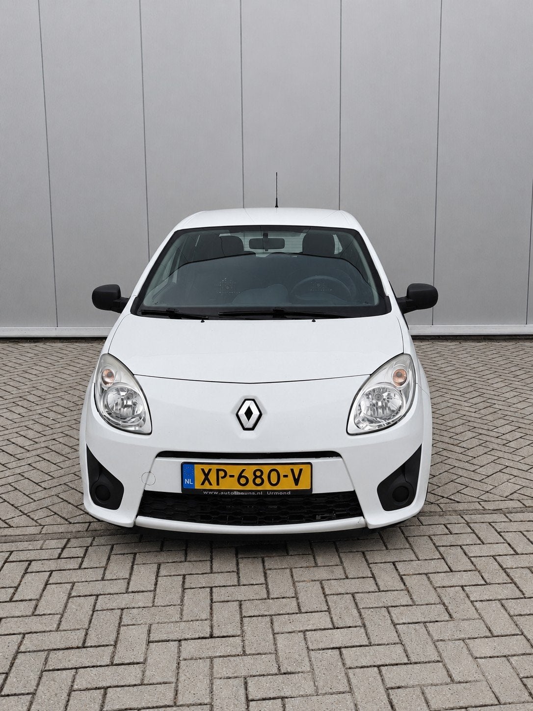 Renault Twingo 1.2 55KW E3 2011 Wit, Auto's, Voorwielaandrijving, 4 cilinders, 4 stoelen, Wit