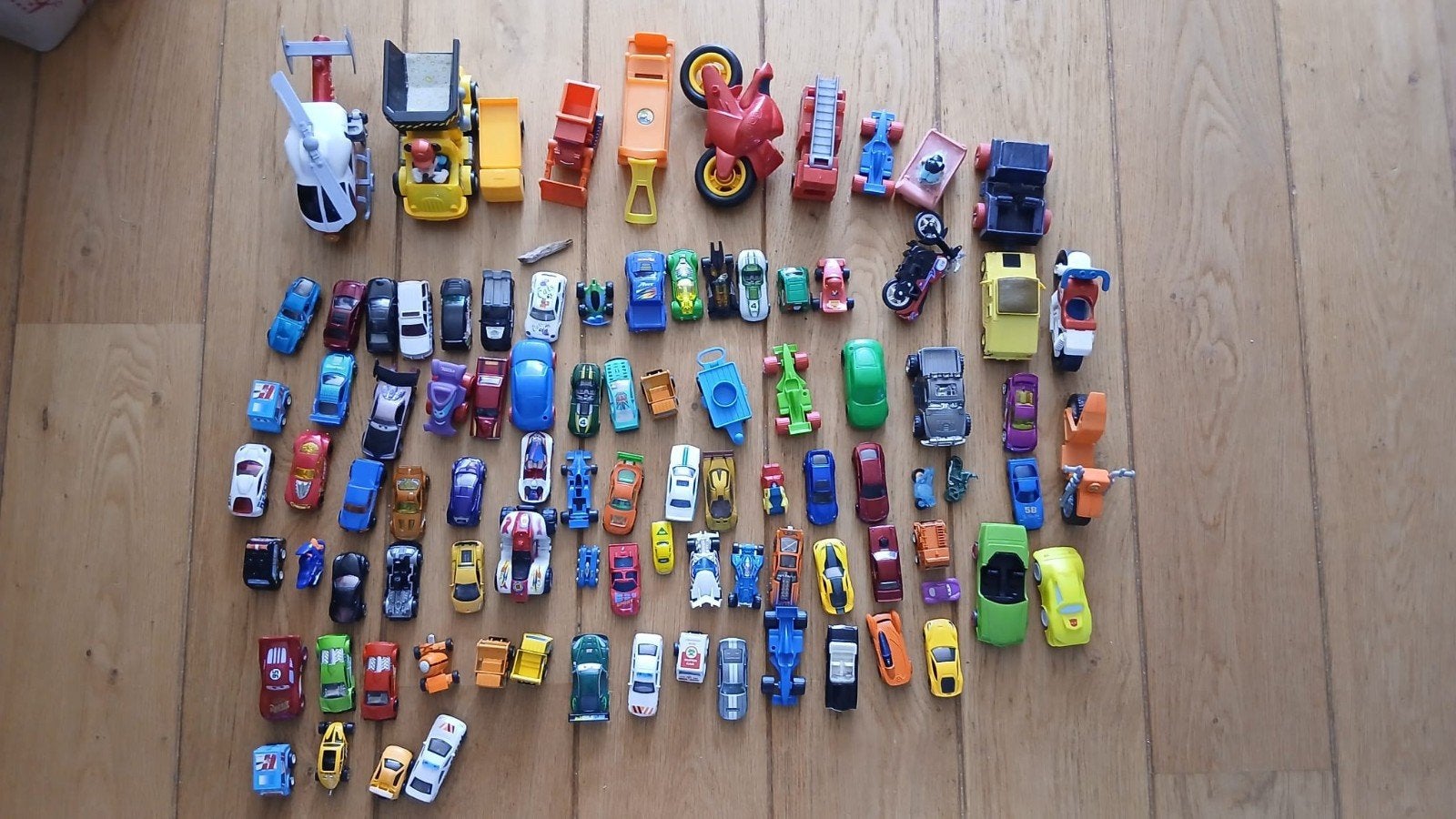 Auto's, racewagens, vrachtwagens, Cars, Bob de Bouwer, Ophalen of Verzenden