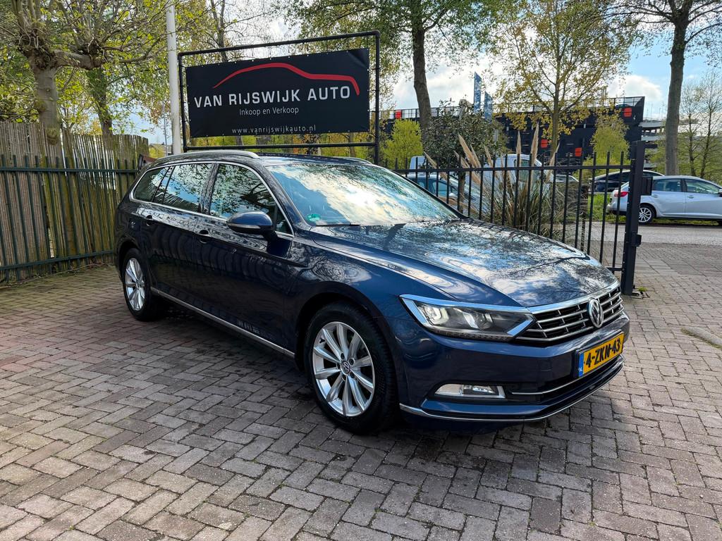 Volkswagen Passat Variant 1.6 TDI Highline Xenon Leder Camer, Auto's, Volkswagen, Bedrijf, Te koop, Passat, ABS, Adaptive Cruise Control