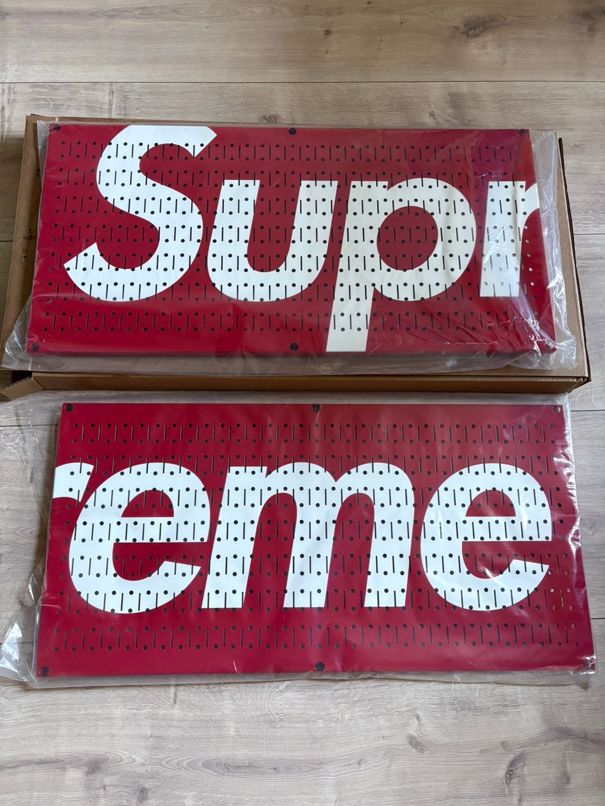 Supreme Wall Control Pegboard Panel, Metaal, Rood, Nieuw, Wandbord of Wandpaneel