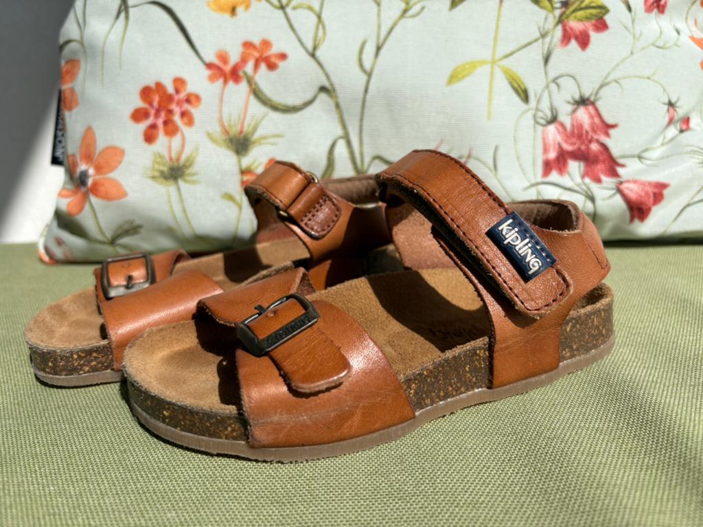 Kipling Fabio leren sandalen cognac maat 28, Ophalen of Verzenden, Zo goed als nieuw, Jongen, Overige typen