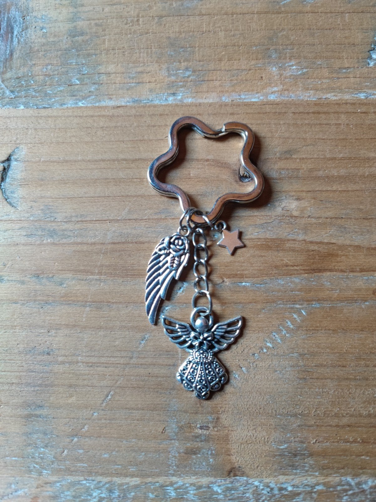 Nieuwe sleutelhanger met engel en vleugel, Ophalen of Verzenden, Nieuw, Overige typen