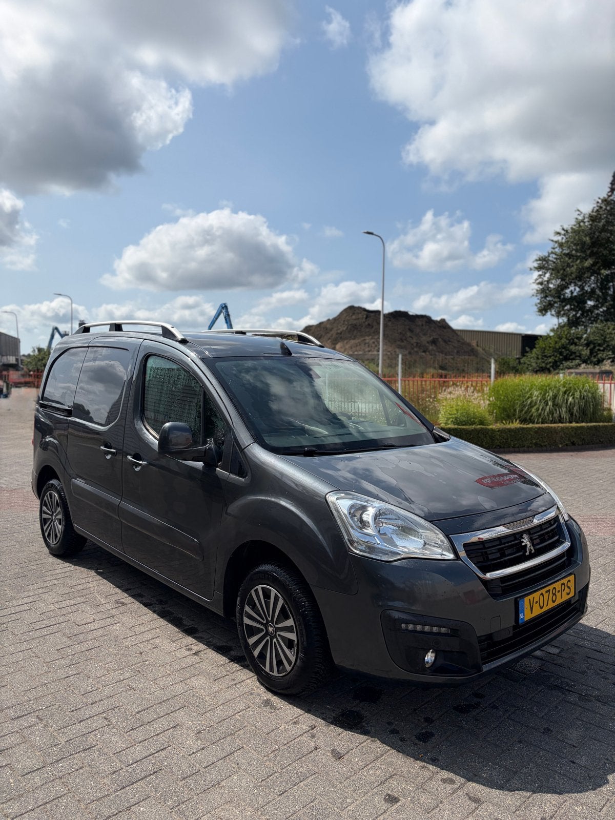 Peugeot Partner 1.6 HDI 88KW 2018 (BTW verrekenbaar), Voorwielaandrijving, Stof, 4 cilinders, 700 kg
