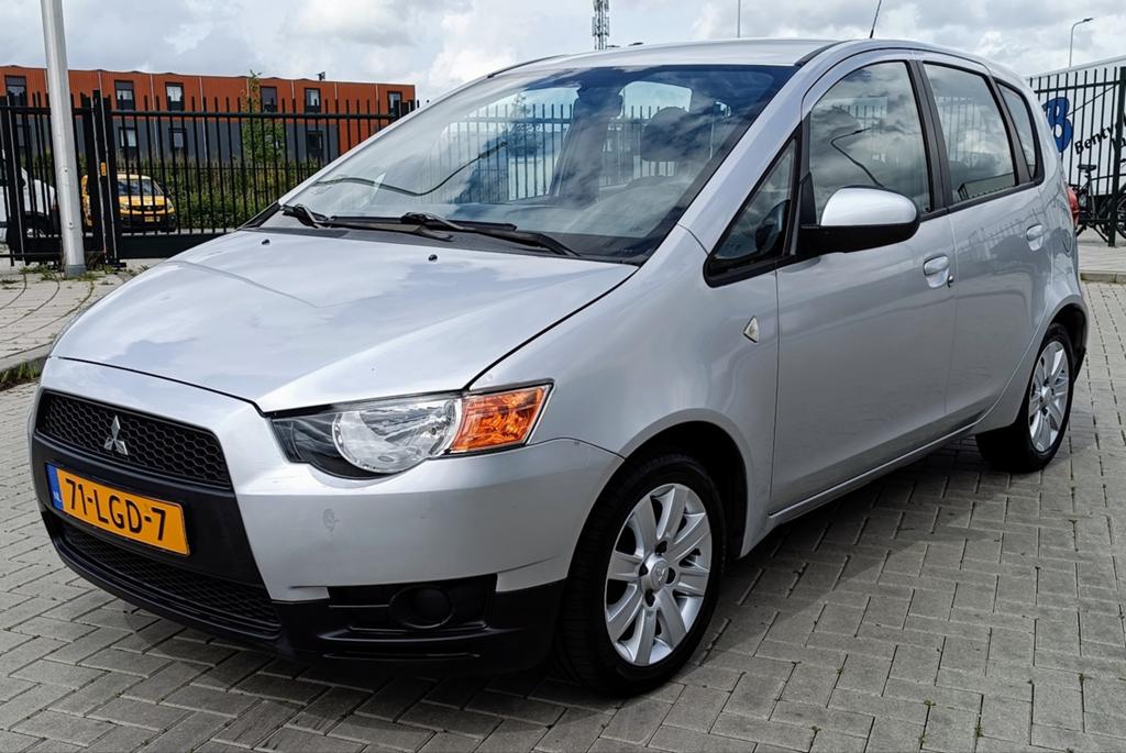 Mitsubishi Colt 1.3 5-DR 2010 Grijs, Voorwielaandrijving, Stof, Colt, Handgeschakeld