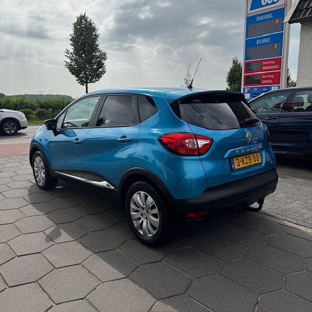 RENAULT Captur TCe 120pk AUTOMAAT Expression, Auto's, Euro 5, Stof, Zwart, 4 cilinders