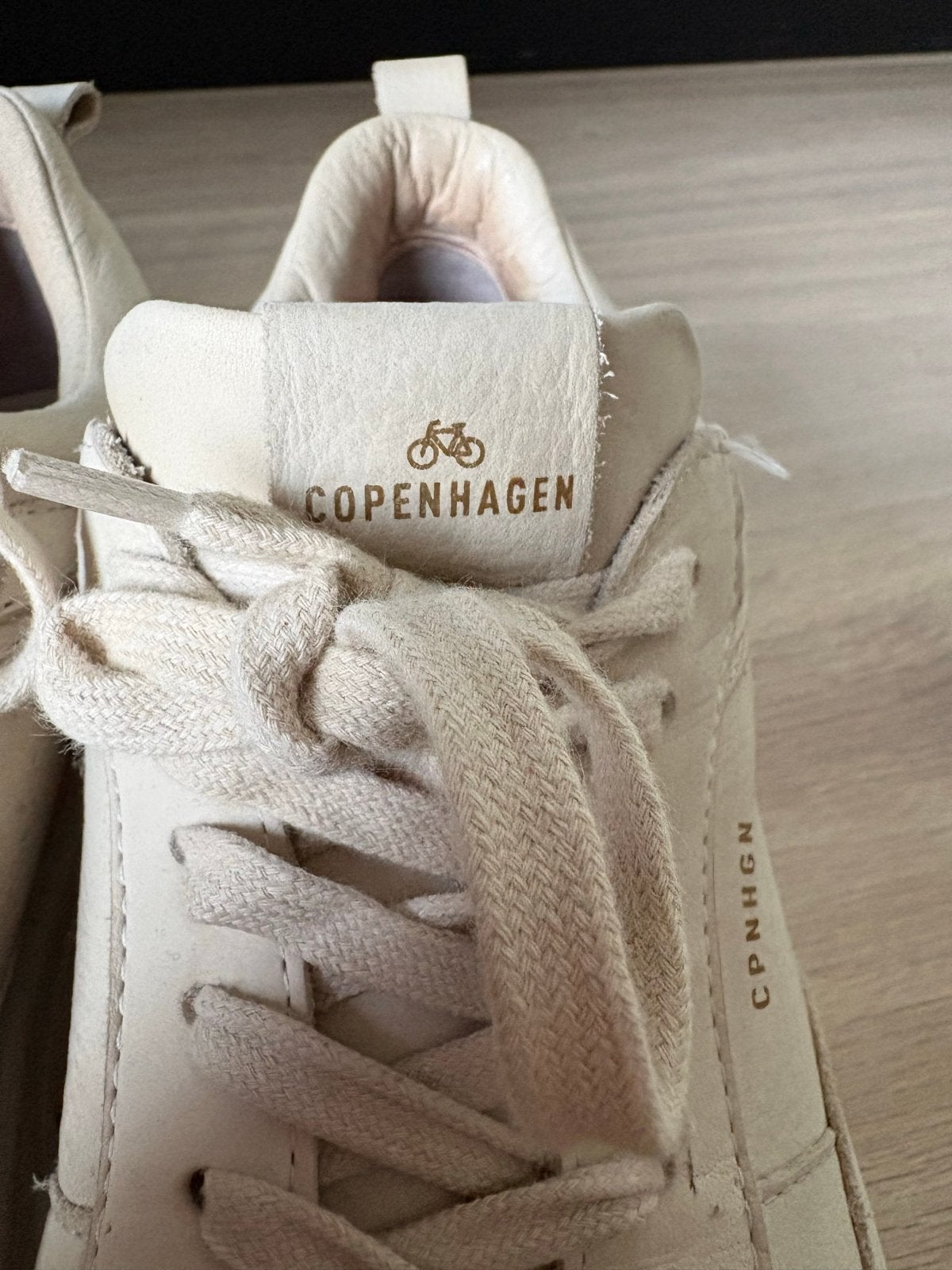 Copenhagen sneakers - Zo goed als nieuw, Verzenden, Zo goed als nieuw, Beige, Sneakers of Gympen