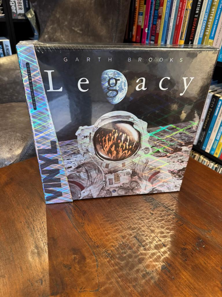 Garth Brooks - Legacy LP Box in originele verpakking, Geseald, Ophalen of Verzenden, Zo goed als nieuw, 12 inch