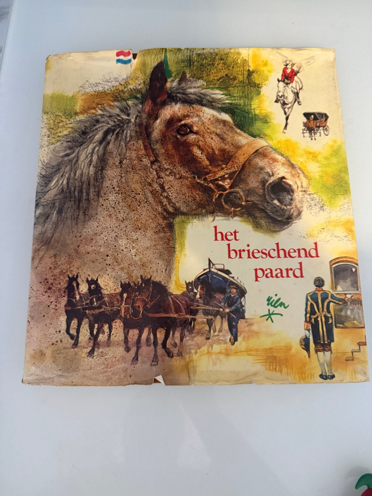 Het Brieschend Paard - Klassiek Kinderboek, Ophalen of Verzenden, Gelezen, Fictie algemeen
