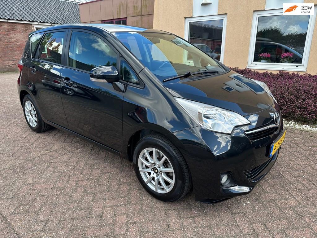 Toyota Verso-S 1.3 VVT-i Aspiration NAVI NAP APK DEALER OH, Auto's, Toyota, Bedrijf, Te koop, Verso-S, ABS, Achteruitrijcamera
