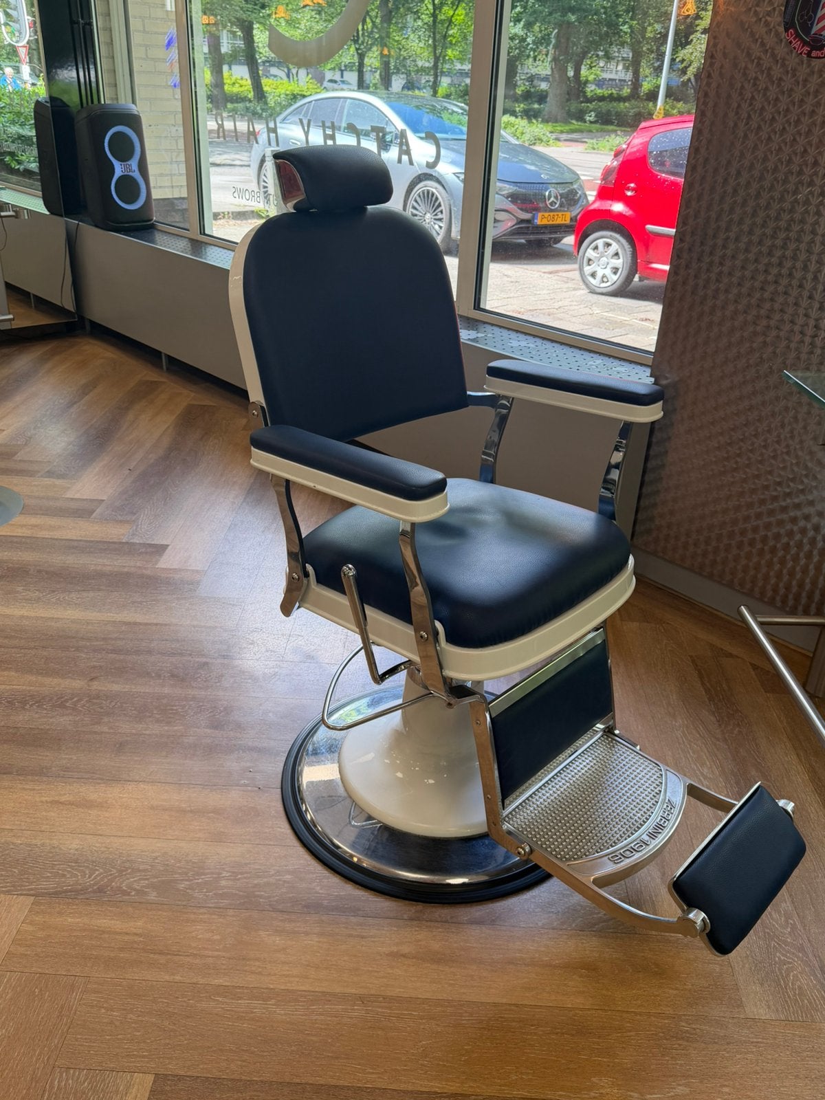 Complete Kapsalon Inventaris te Koop – Los of Samen