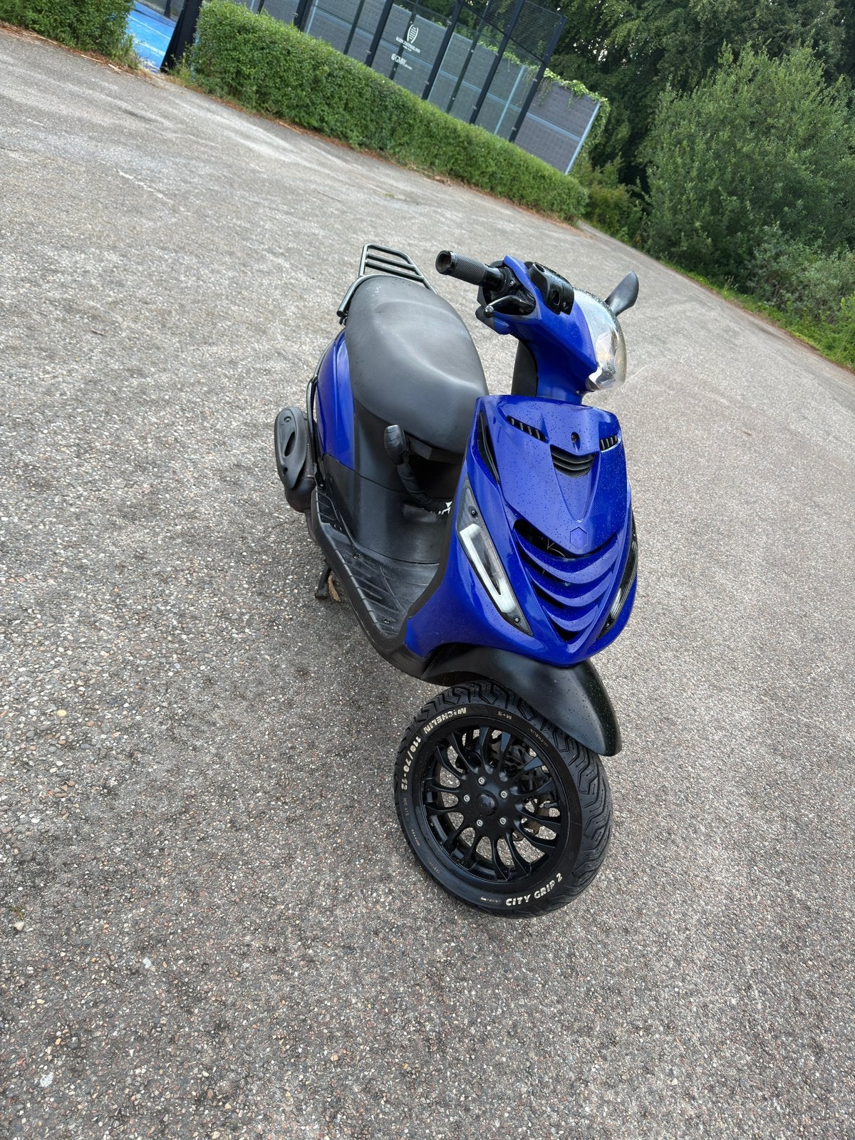 Zip 80, Ophalen, Zo goed als nieuw, Benzine, Zip