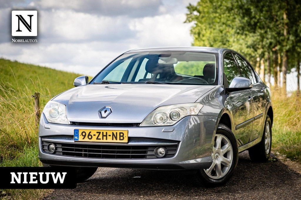 Renault Laguna 2.0 16V Dynamique|Nap |Airco |Trekhaak |Xenon, Auto's, Renault, Laguna, Gebruikt, 4 cilinders, Met garantie (alle)