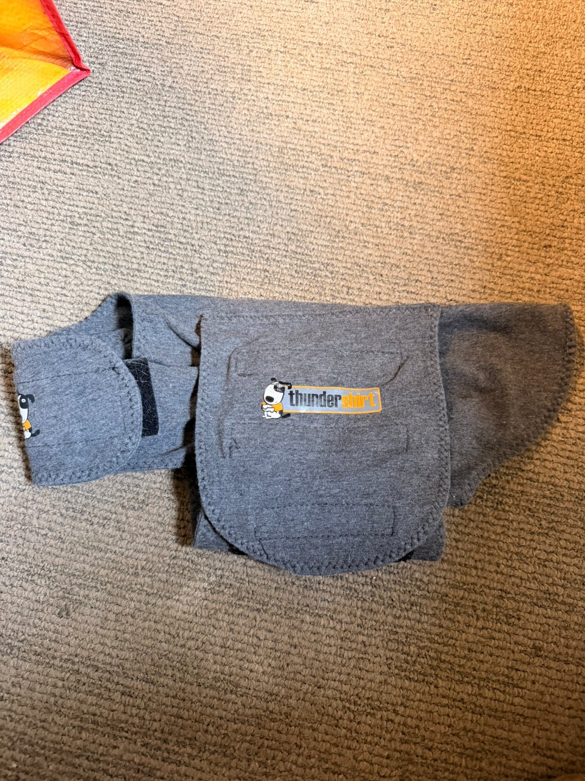 Thunder shirt deken hond maat; S, Dieren en Toebehoren, Hondenkleding, Ophalen of Verzenden, Gebruikt, Hondenjas, S