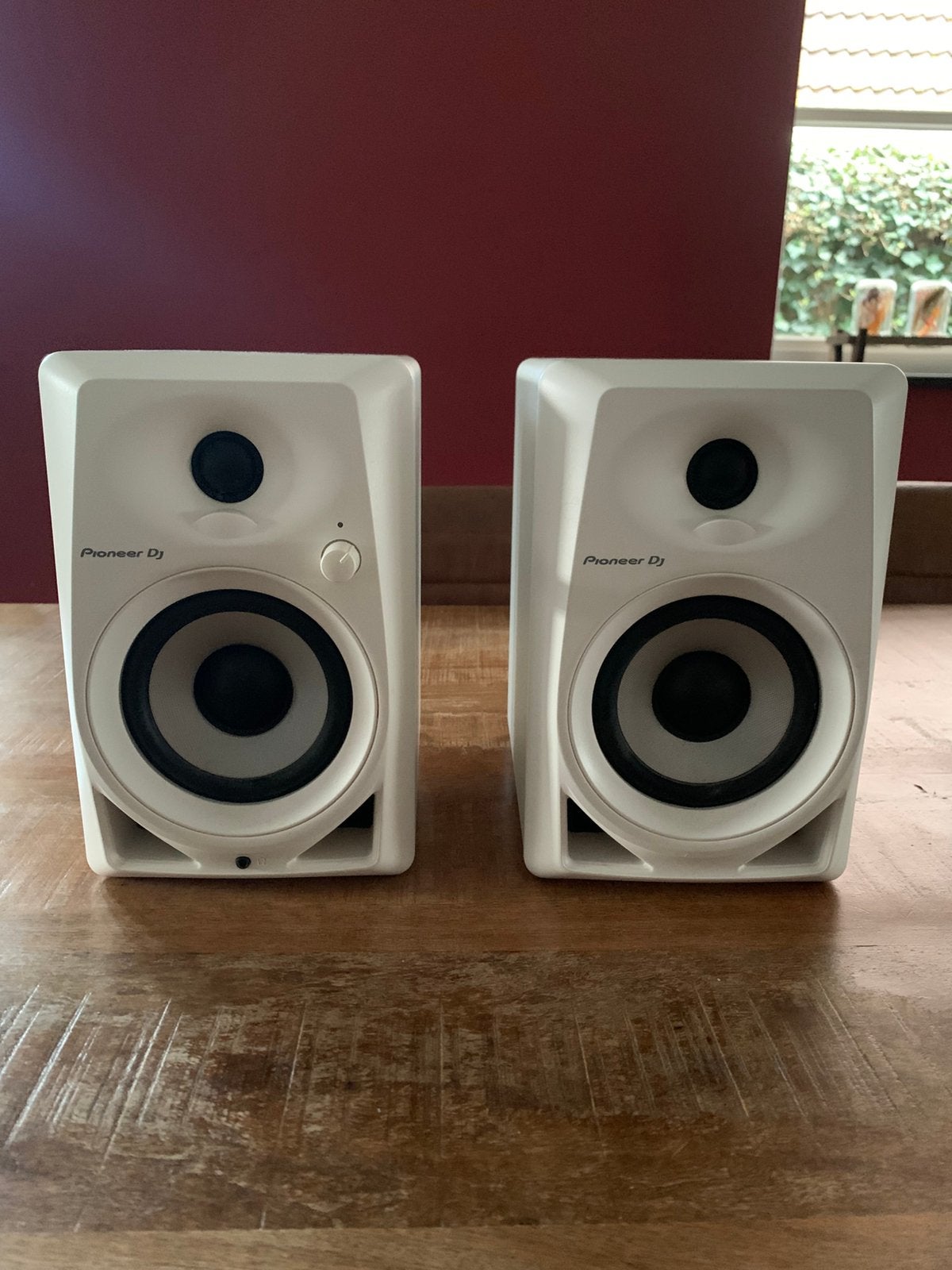 Pioneer DJ DM-40-W Actieve Monitor Speakers – Nette staat!