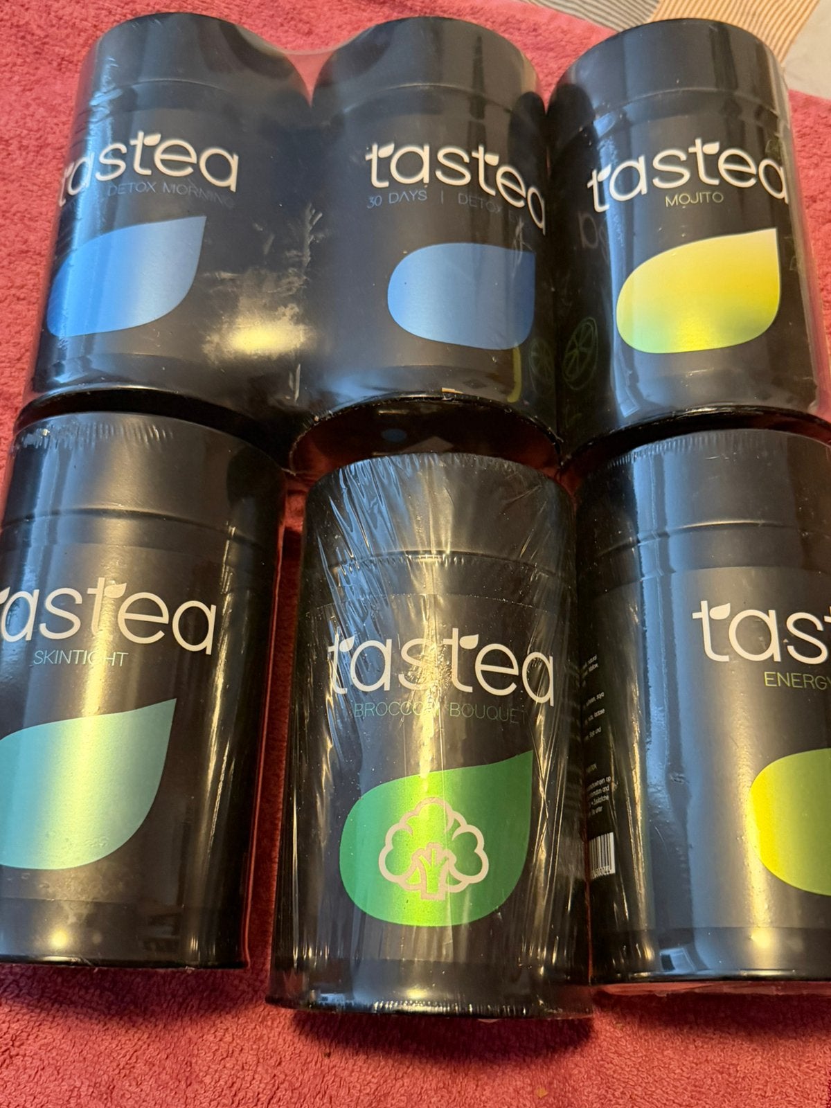 6 ongeopende  Tastea blikken, Ophalen of Verzenden, Zo goed als nieuw, Overige