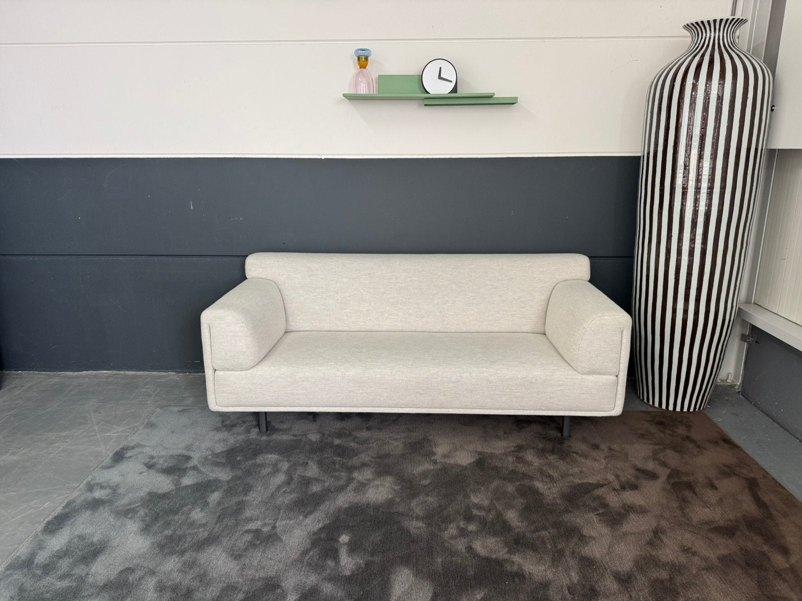 Nieuwstaat Eyye Dura 2.5-zits | Amdal 110 Pristine, Ophalen, Eyye, design on stock, pode, leolux, artifort, gelderland, 150 tot 200 cm