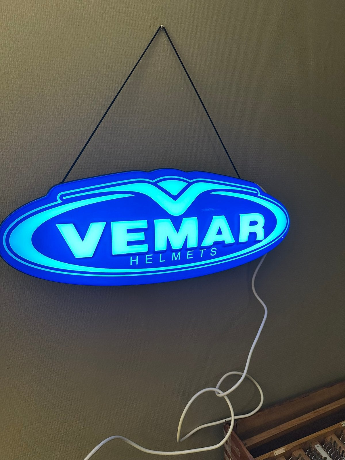 Vemar helmets werkende lichtbak, Ophalen of Verzenden, Zo goed als nieuw, Lichtbak of (neon) lamp