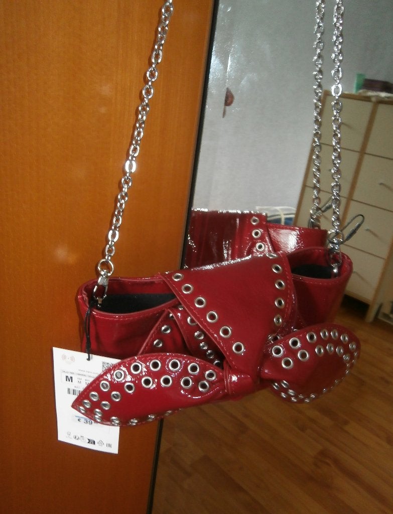 Mooi Zara rood lak schouder/avondtasje met studs en ketting, Ophalen of Verzenden, Nieuw, Rood, Schoudertasje