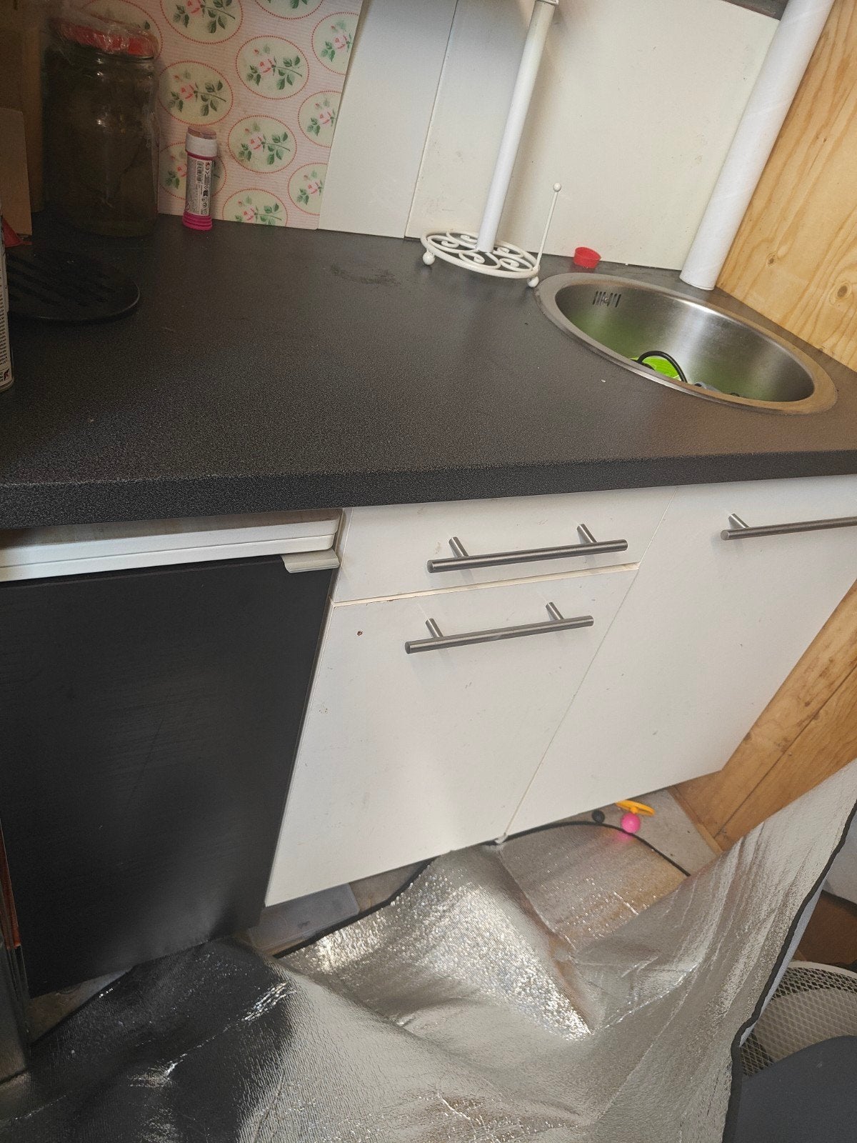 Compacte keuken met wit blad, ca. 160 cm, Huis en Inrichting, Keuken | Complete keukens, Gebruikt, Wit, Enkelwandige keuken, Ophalen of Verzenden