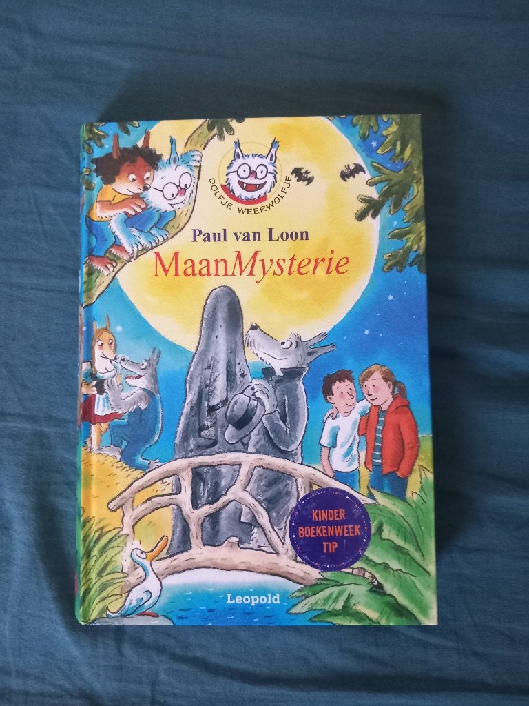 2 boeken Dolfje Weerwolfje, Boeken, Ophalen of Verzenden, Zo goed als nieuw, Paul van Loon, Fictie algemeen