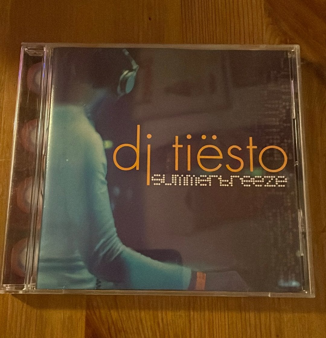 Dj tiësto summer breeze, Cd's en Dvd's, Cd's | Dance en House, Ophalen of Verzenden, Zo goed als nieuw, Dance Populair