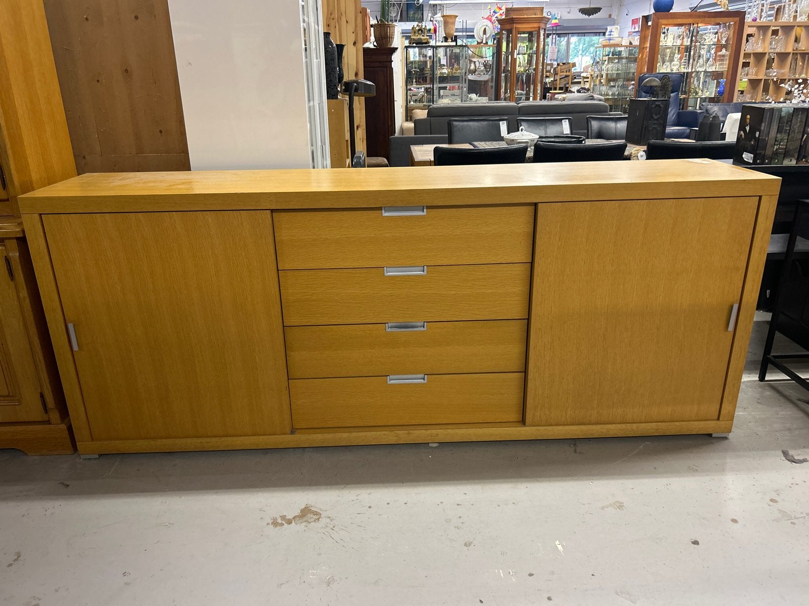 Licht gelakt eiken dressoir - 228,5 x 46 x 92 cm, Ophalen, Gebruikt, Eikenhout, 200 cm of meer