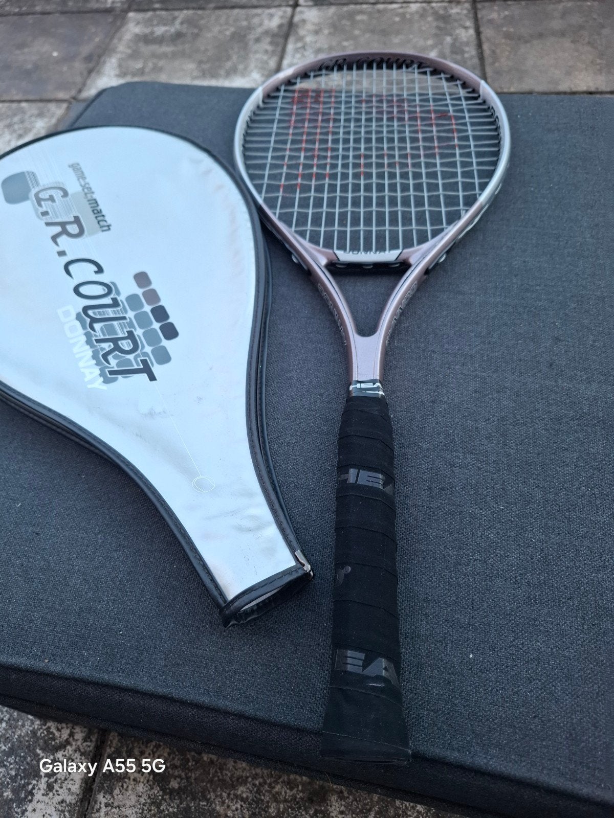 Donnay tennisracket L4 met hoes, Sport en Fitness, Tennis, Gebruikt, Onbekend, raadpleeg de officiële Donnay website voor details.