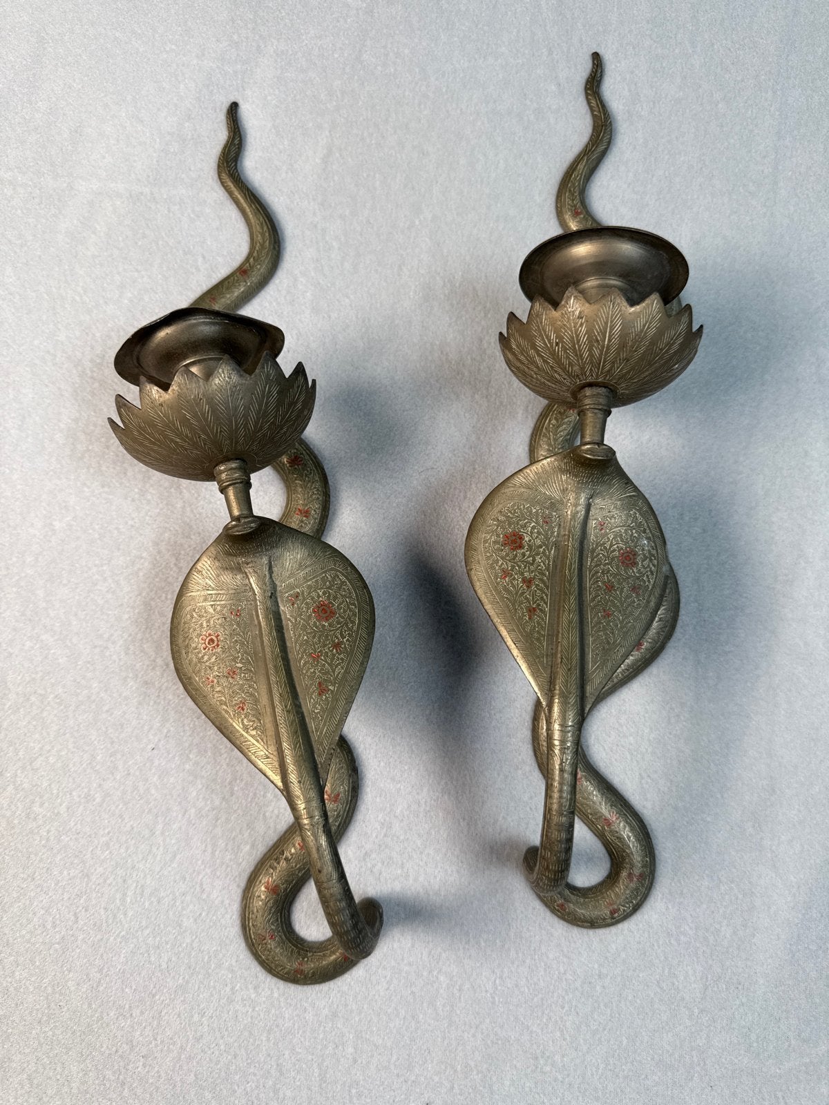 Set van 2: Vintage Koperen Cobra Kandelaars met Lotus Bloem, Ophalen of Verzenden, Koper of Brons