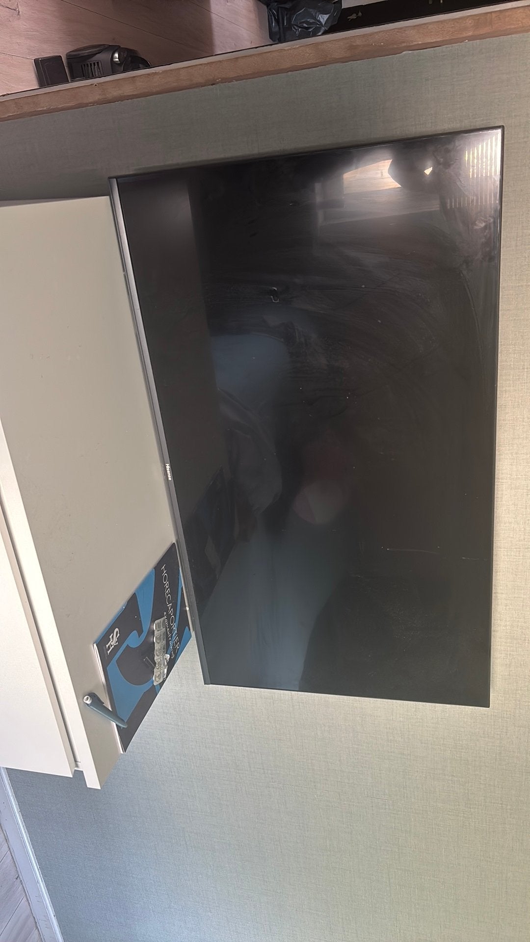 HISENSE SMART TV MET BEUGEL, Zo goed als nieuw, 100 Hz, 100 cm of meer, Smart TV