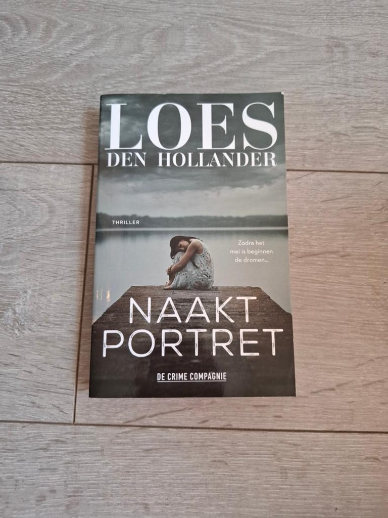 Naaktportret - Loes den Hollander, Boeken, Ophalen of Verzenden, Zo goed als nieuw, Loes den Hollander