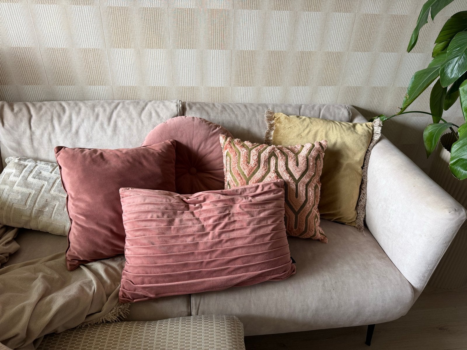 Set van 5 sierkussens van diverse merken, Huis en Inrichting, Woonaccessoires | Kussens, Gebruikt, Roze, Overige vormen, Ophalen