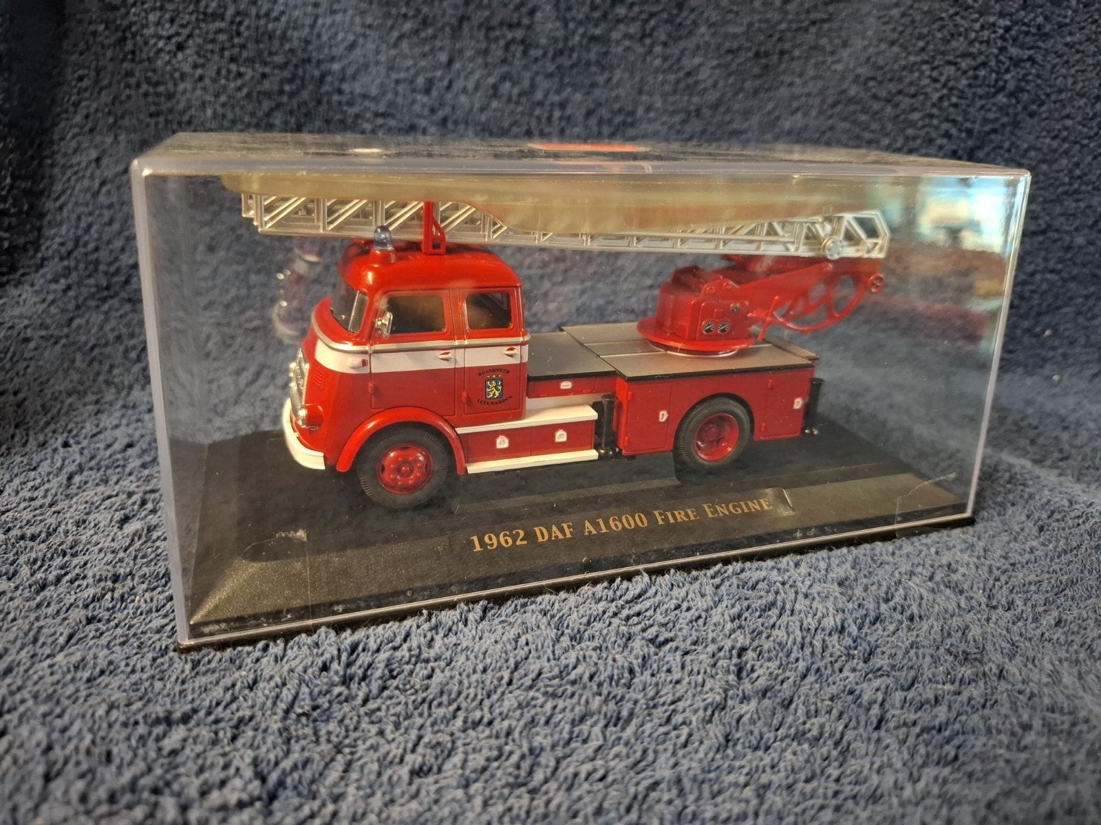 schaalmodel Brandweer Leeuwarden, Ophalen, Bus of Vrachtwagen