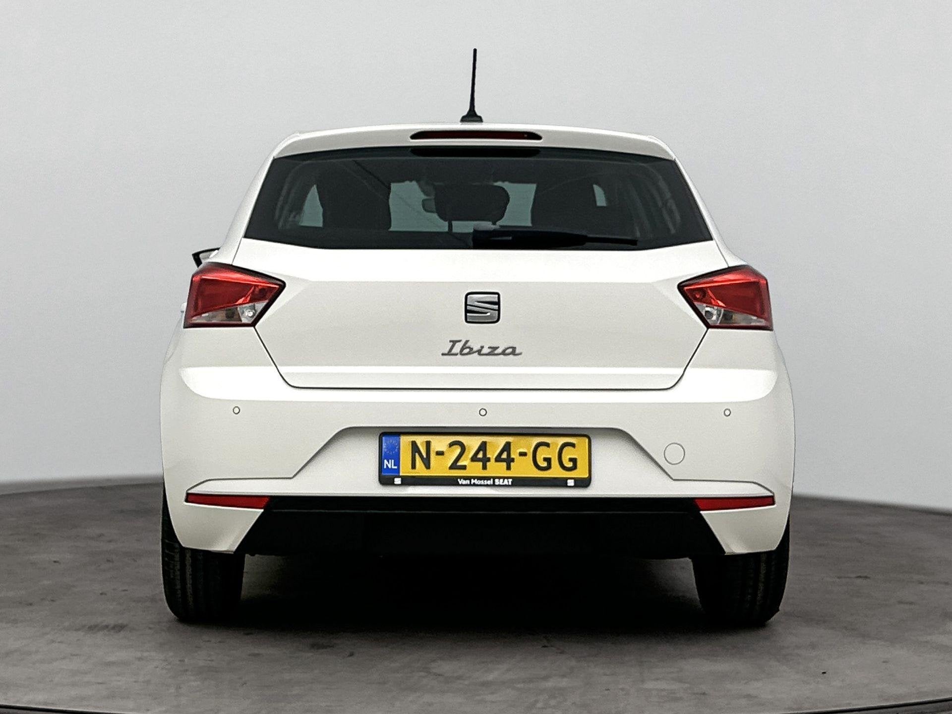 SEAT Ibiza 1.0 EcoTSI Style Business Intense | Airco | Navig, Voorwielaandrijving, Stof, 95 pk, Origineel Nederlands