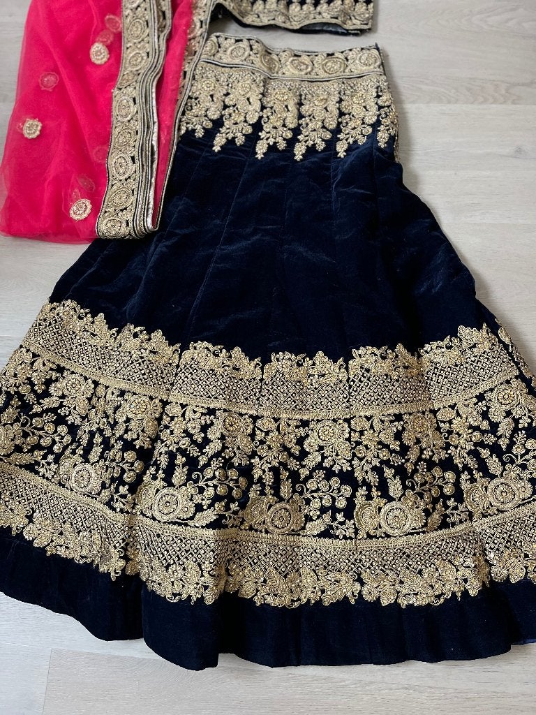 lehenga donkerblauw, Kleding | Dames, Overige typen, Blauw, Ophalen of Verzenden, Zo goed als nieuw