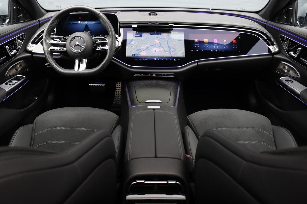 Mercedes-Benz E-Klasse 220 d AMG Line | Hyperscreen | Distro, Auto's, Mercedes-Benz, 1730 kg, Achterwielaandrijving, Gebruikt