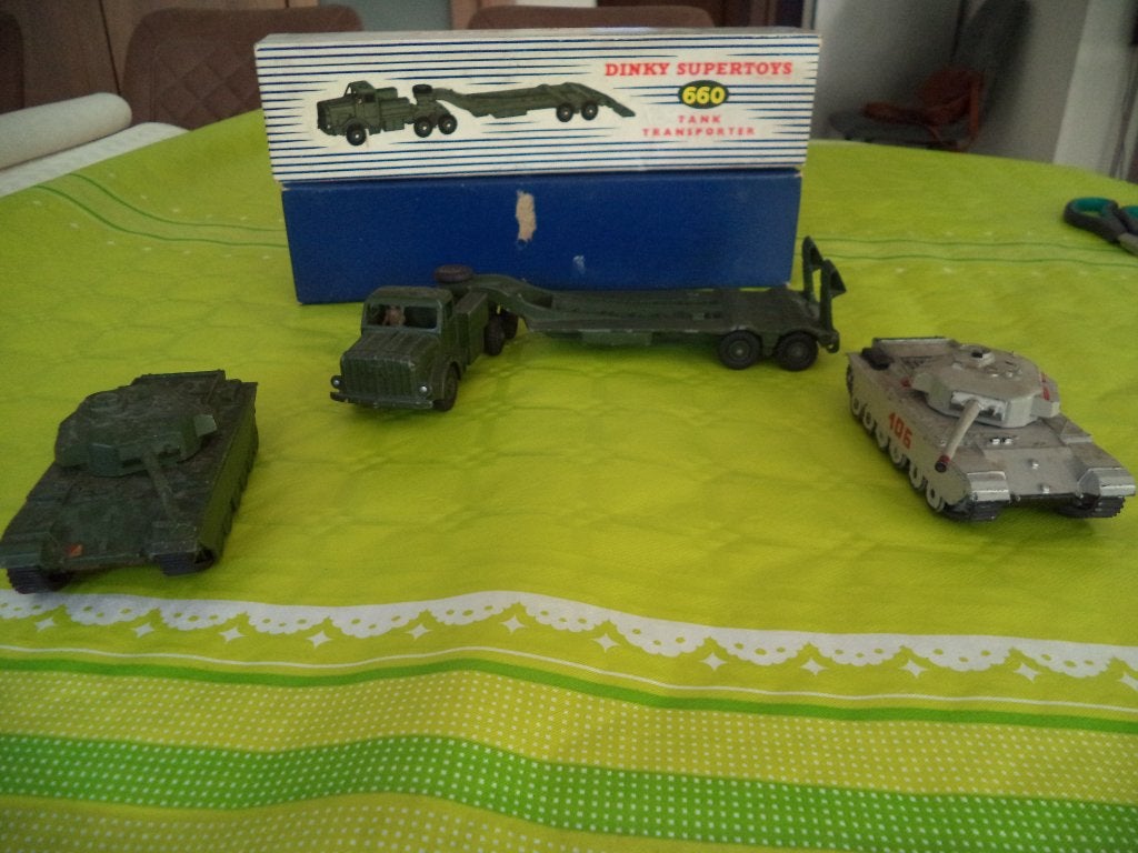 Dinky toys 660 tanktransporter met of zonder tank, Ophalen of Verzenden, Zo goed als nieuw