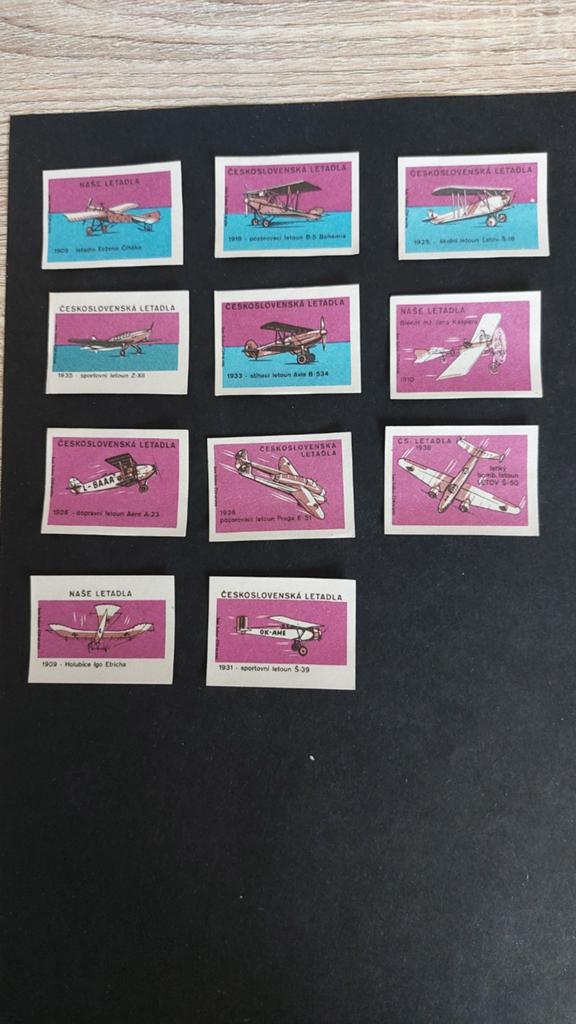 Lucifermerken Tsjechië, vliegtuigen 11 stuks, Verzamelen, Verzenden, Zo goed als nieuw, Luciferdoosjes of -merken