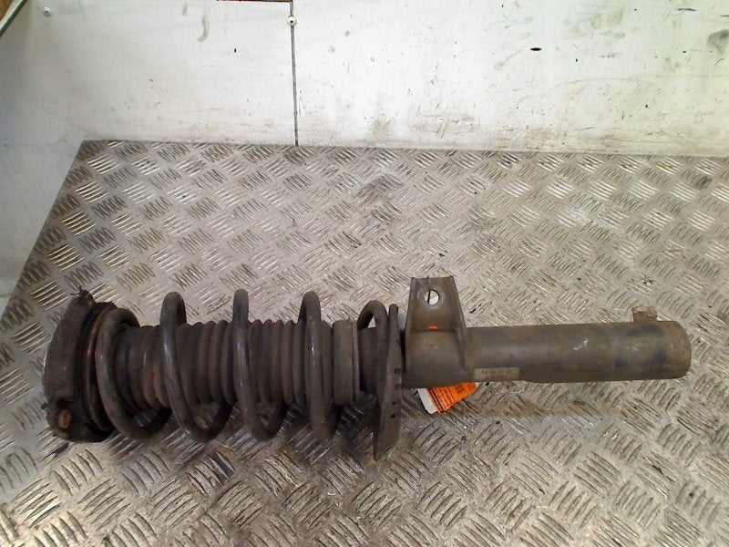 Veerpoot Rechts Voor Audi A3 (8P1) (2008-06/2012-09), Gebruikt, Auto-Union-Straße  1, Ingolstadt 85057, , Duitsland, Info@audi.de