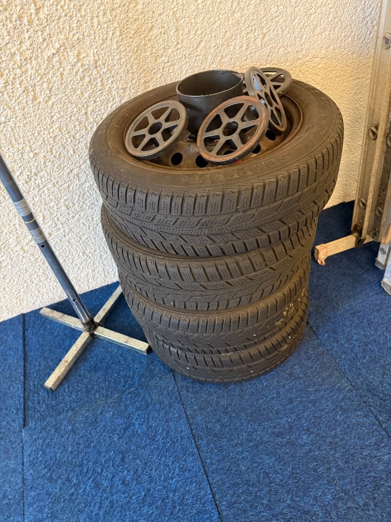 Toyota Yaris 2005-2013 winterbanden op stalen velgen, Ophalen, Gebruikt, Toyota
