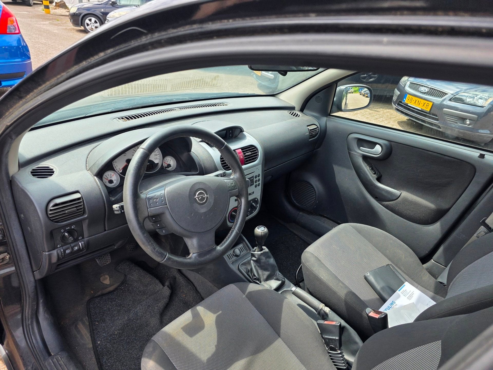 Opel Corsa 1.2-16V Silverline, Voorwielaandrijving, 450 kg, Gebruikt, 31 €/maand