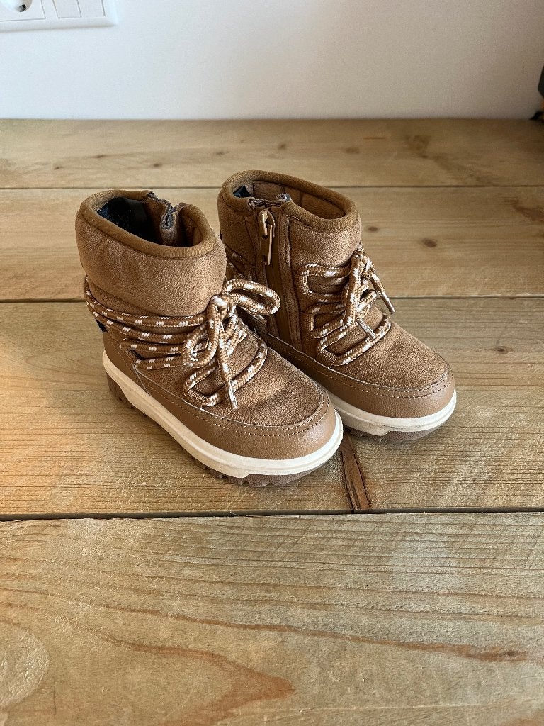 Snowboots H&M lichtbruin maat 23, Jongetje of Meisje, H&M, Laarsjes, Ophalen of Verzenden