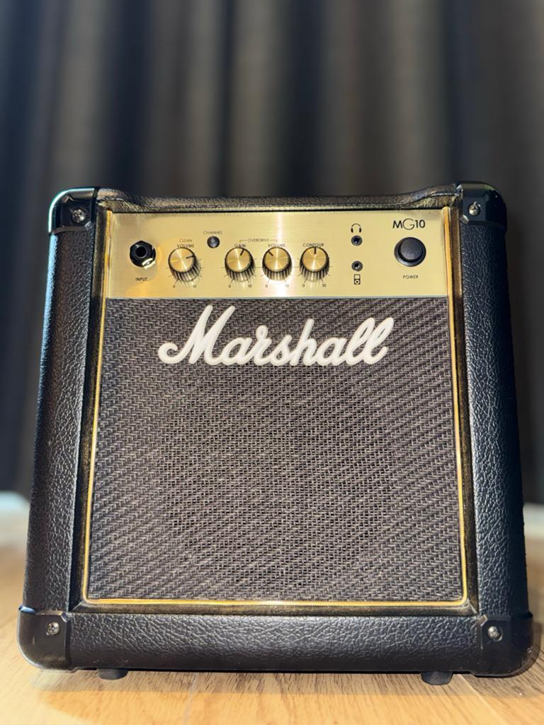 Marshall MG10 Gitaarversterker, Muziek en Instrumenten, Versterkers | Bas en Gitaar, Ophalen, Zo goed als nieuw, Gitaar, Minder dan 50 watt