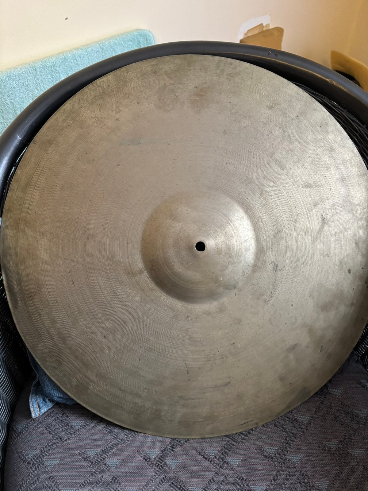 Vintage Ajax cymbal 20 inch made in England,, Muziek en Instrumenten, Ophalen of Verzenden, Gebruikt, Overige soorten