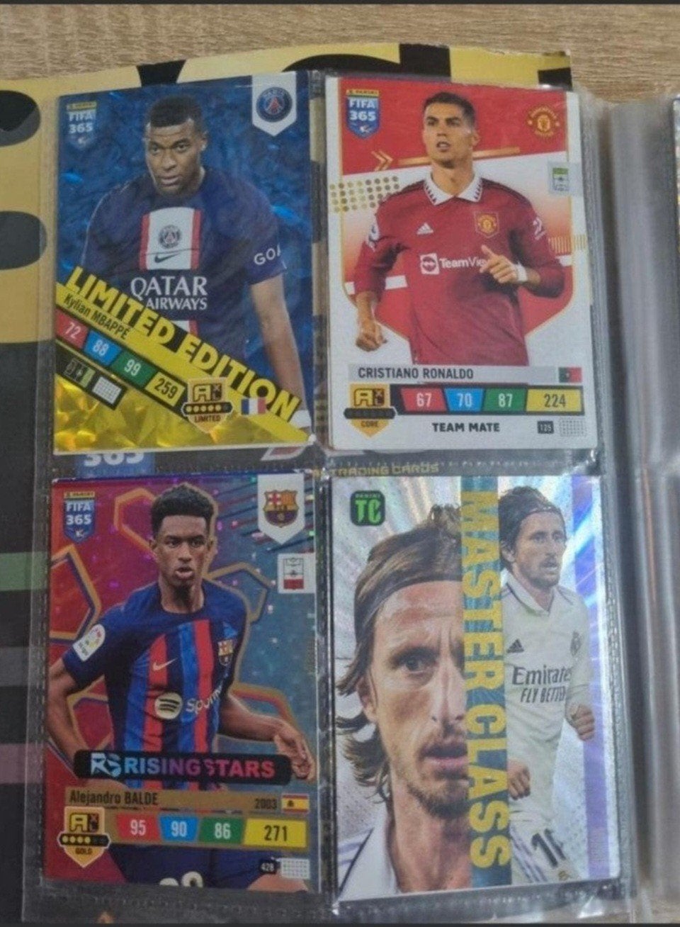 FIFA 365 Adrenalyn XL Voetbal Kaarten - Limited Edition, Ophalen, Zo goed als nieuw, Buitenlandse clubs, Spelerskaart